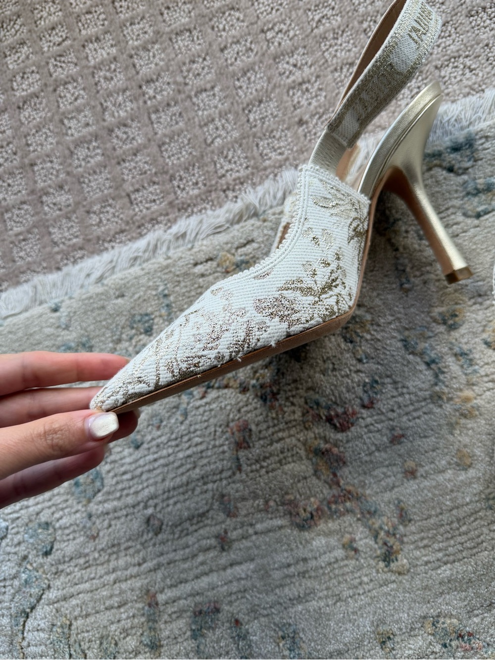 Dior Cream Embroidered Pointed Slingback Heels - Picture 4 of 7